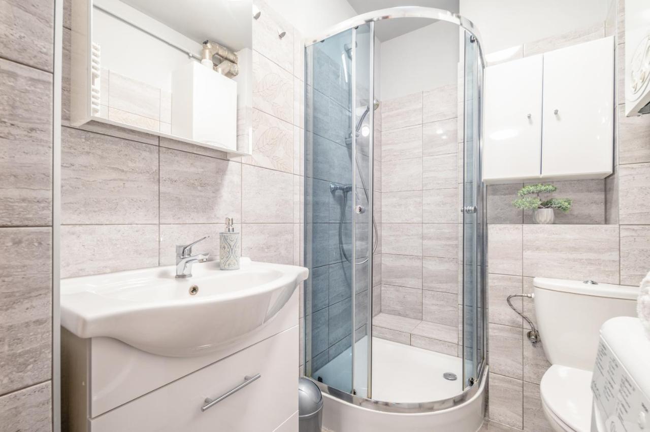 옐레니아구라 Apartament Gorna Na 5 아파트 외부 사진